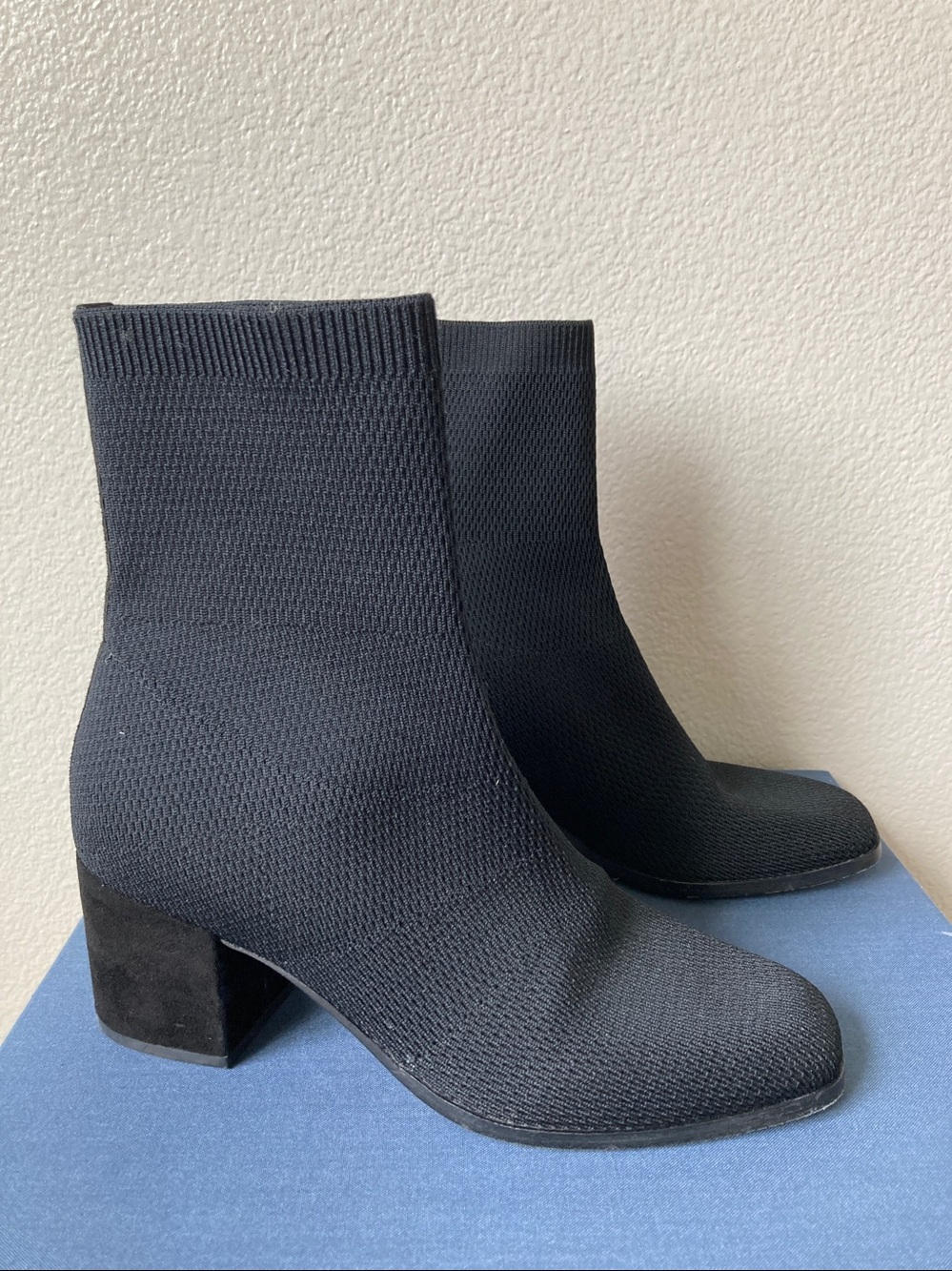 Eileen Fisher Stretch knit ankle boots heels suede minimalist sz 9